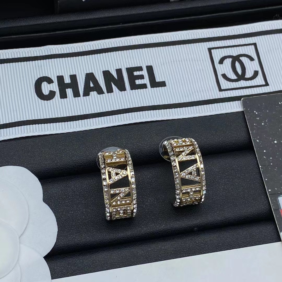 CHANE1 ダイヤモンド ハーフフープ ピアス【50％割引+送料無料】