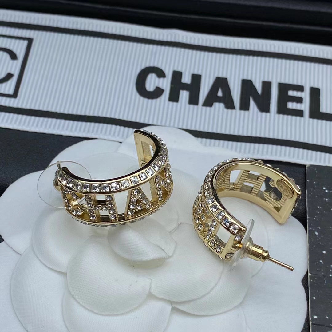 CHANE1 ダイヤモンド ハーフフープ ピアス【50％割引+送料無料】