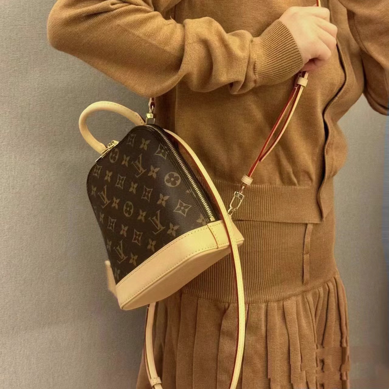 LV Alma 老眼用バックパックシェルバッグ【50％割引+送料無料】