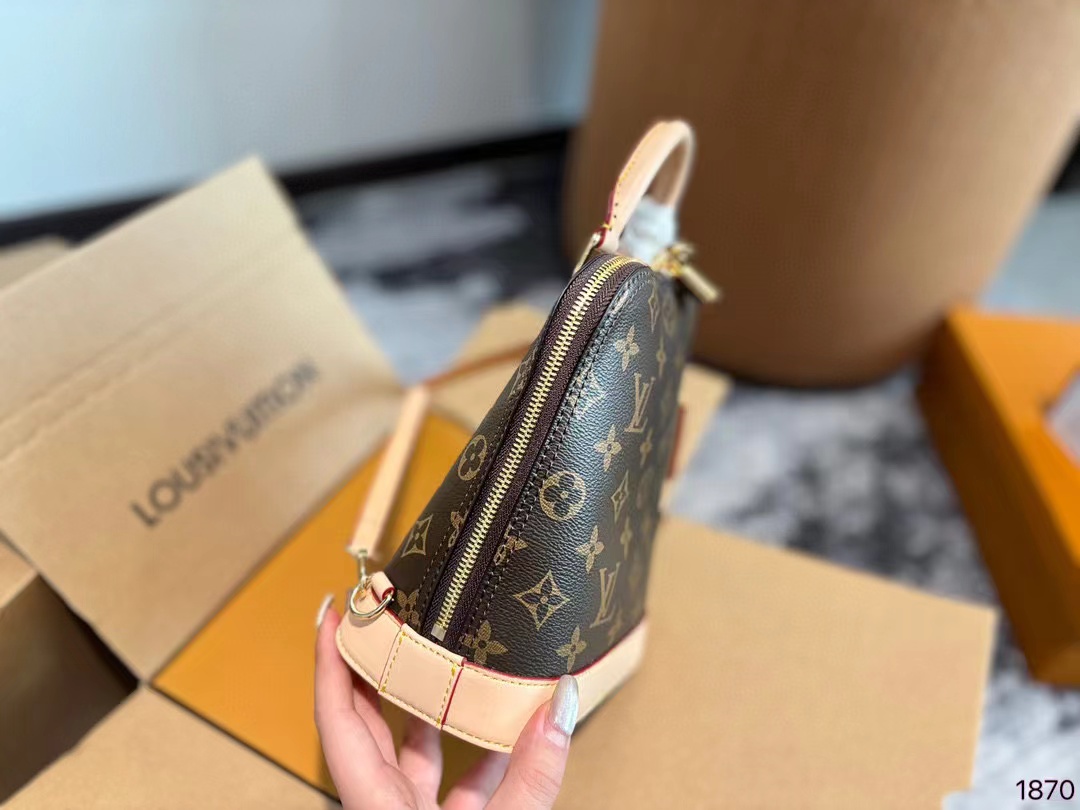 LV Alma 老眼用バックパックシェルバッグ【50％割引+送料無料】