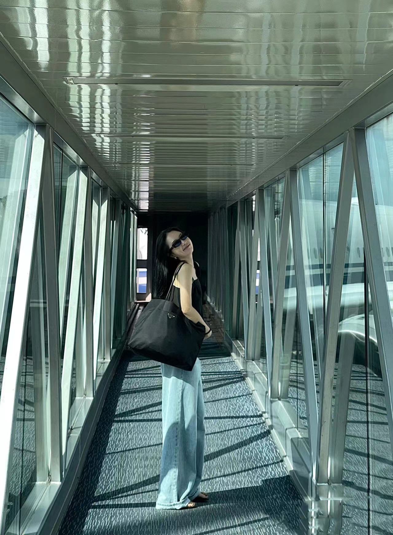 PR4DA トライアングルロゴ ショッピングバッグ【50％割引+送料無料】