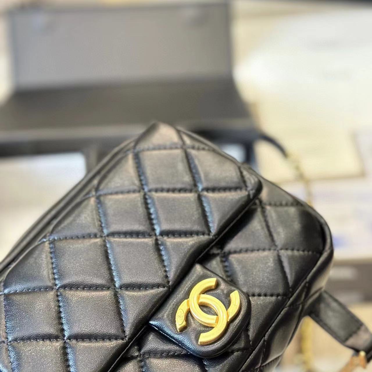 CHANE1 チェーンバックパック【 50％割引+送料無料】