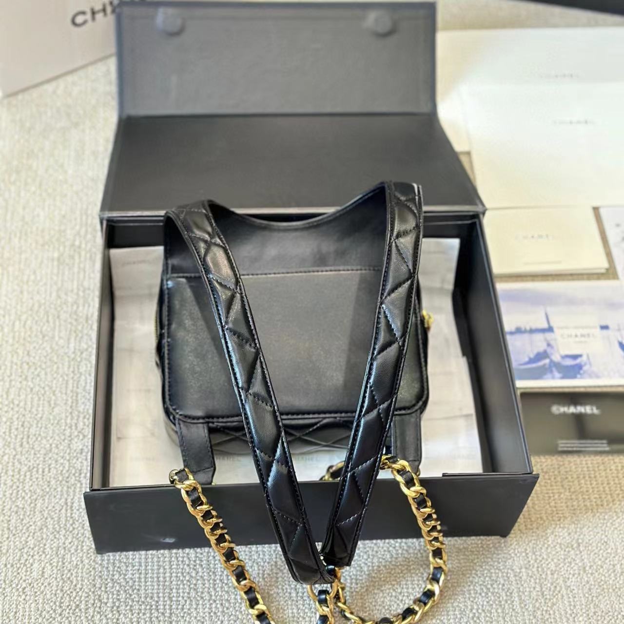 CHANE1 チェーンバックパック【 50％割引+送料無料】