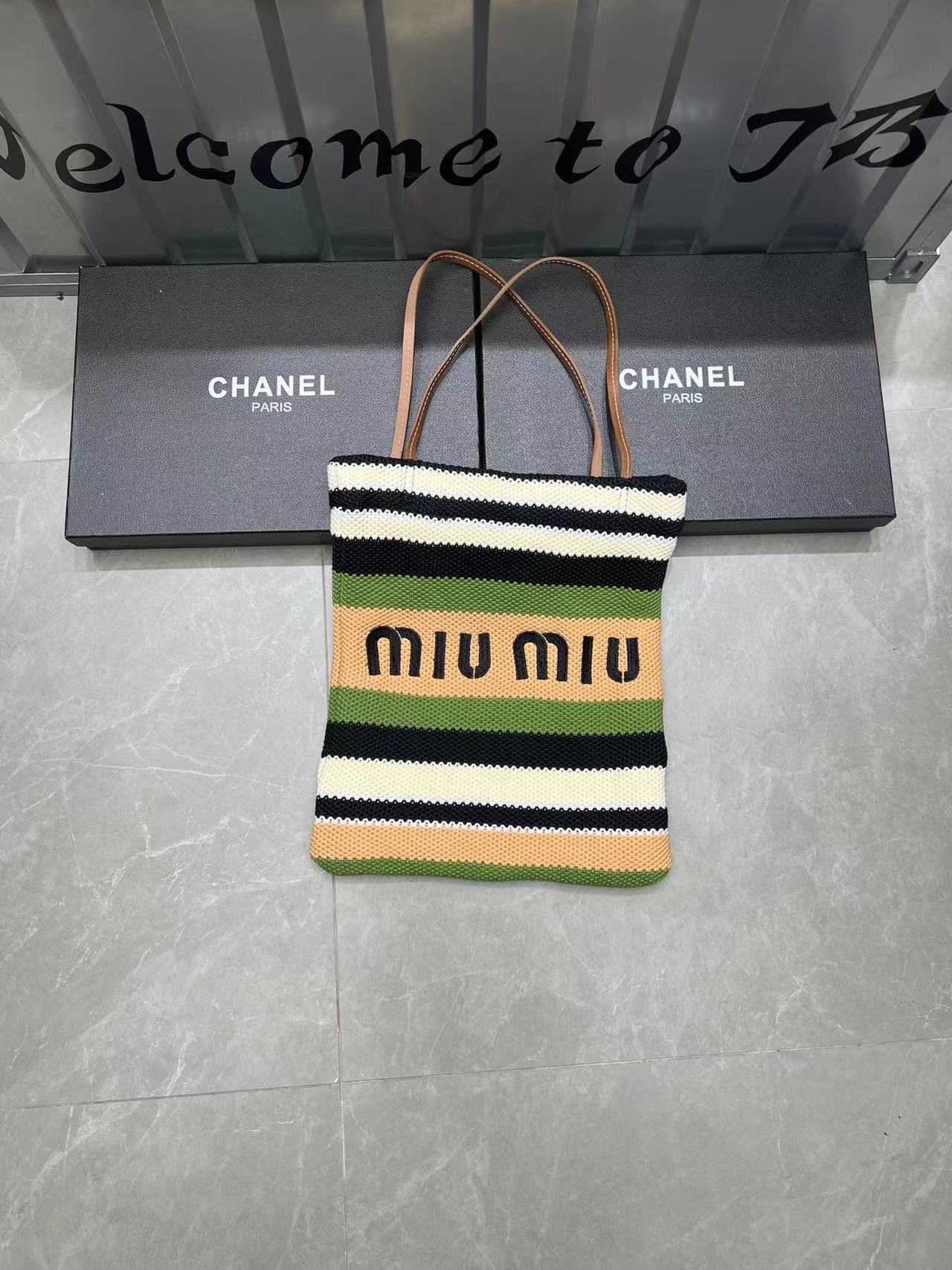 M1UM1U カラーマッチングショッピングバッグ【50％割引+送料無料】