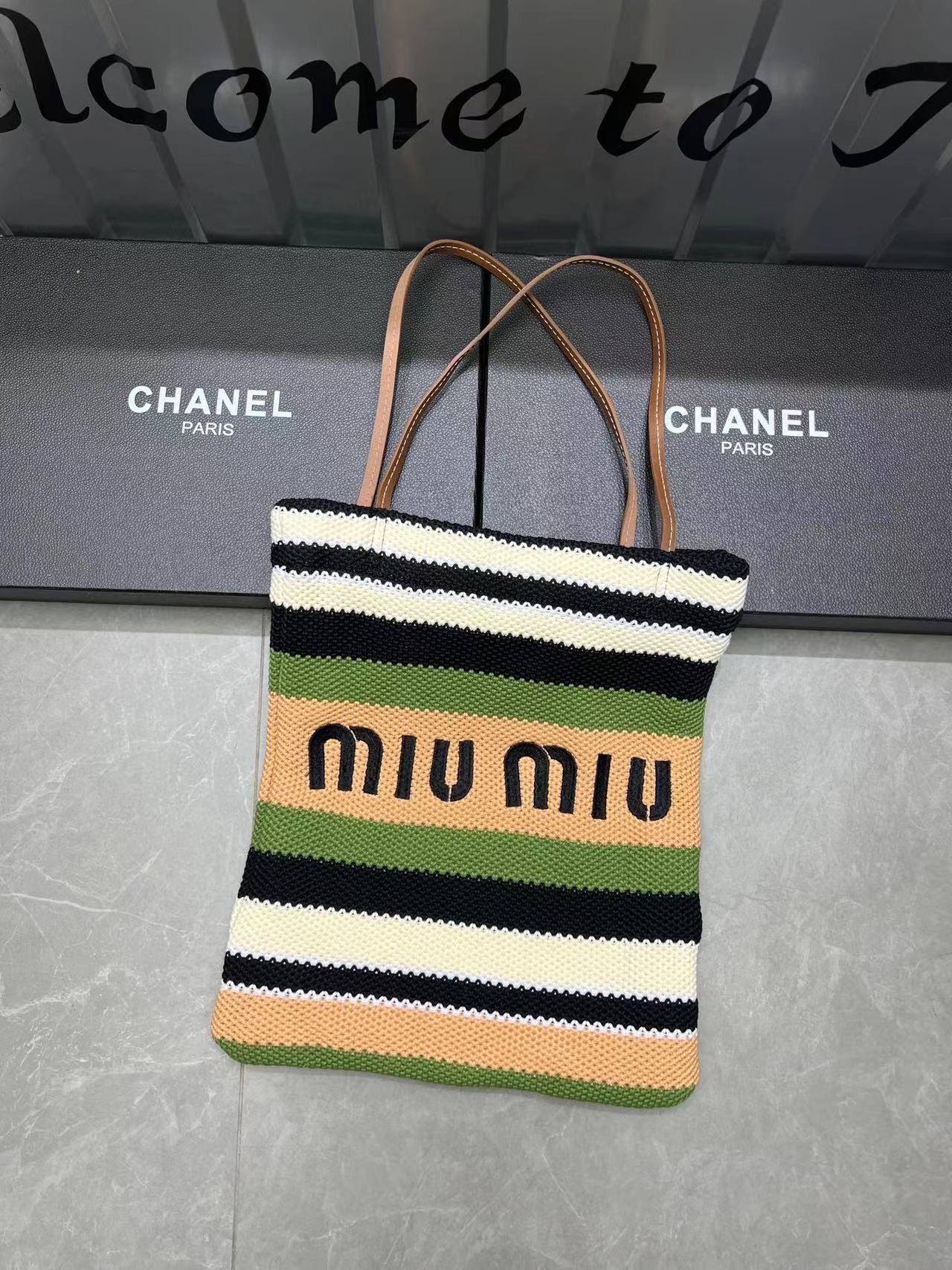 M1UM1U カラーマッチングショッピングバッグ【50％割引+送料無料】