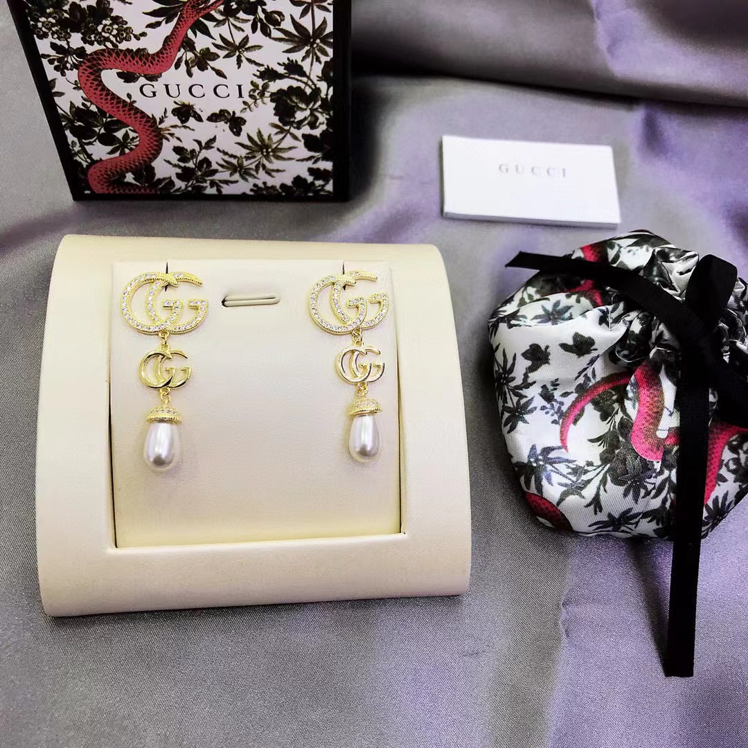 GUCC1 ダイヤモンド&パール スタッドピアス【50％割引+送料無料】