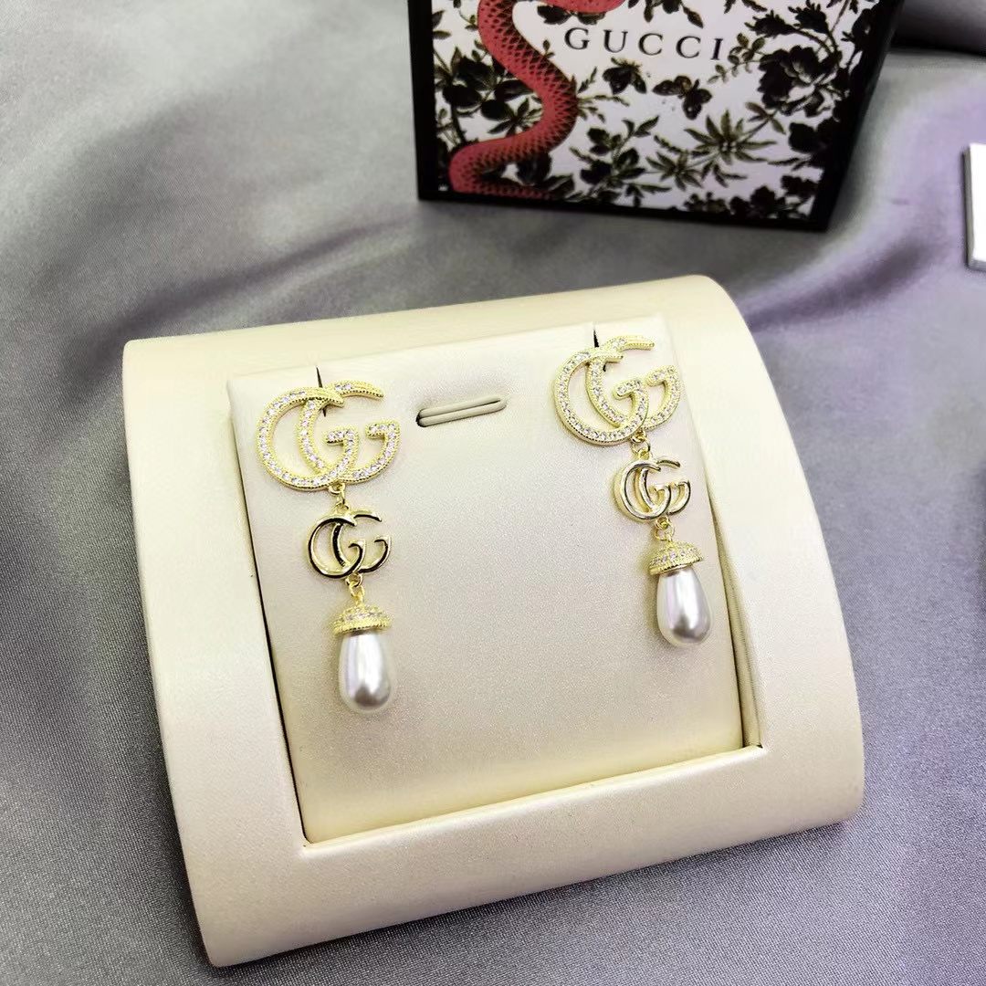 GUCC1 ダイヤモンド&パール スタッドピアス【50％割引+送料無料】
