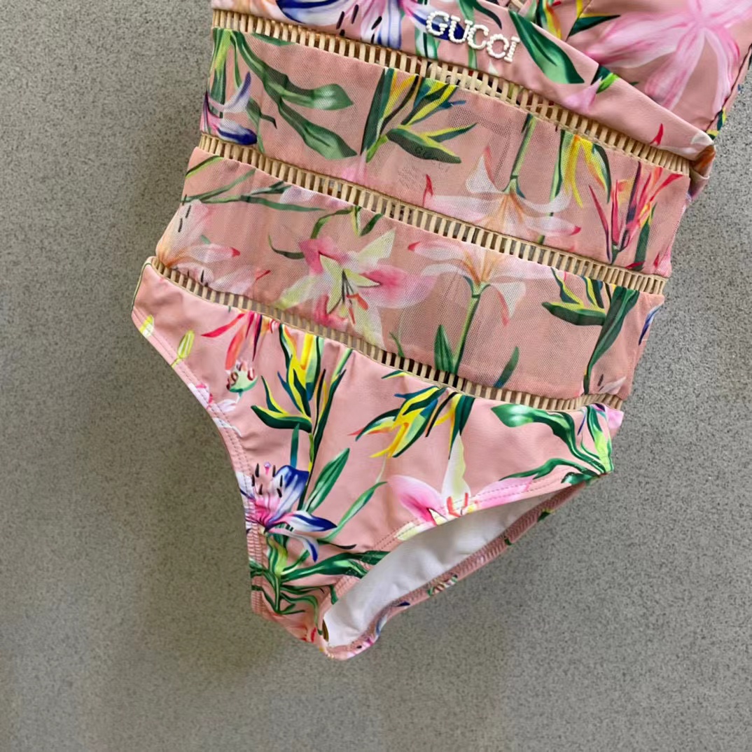 CUCC1 プリント Vネックドレス【50％割引+送料無料】