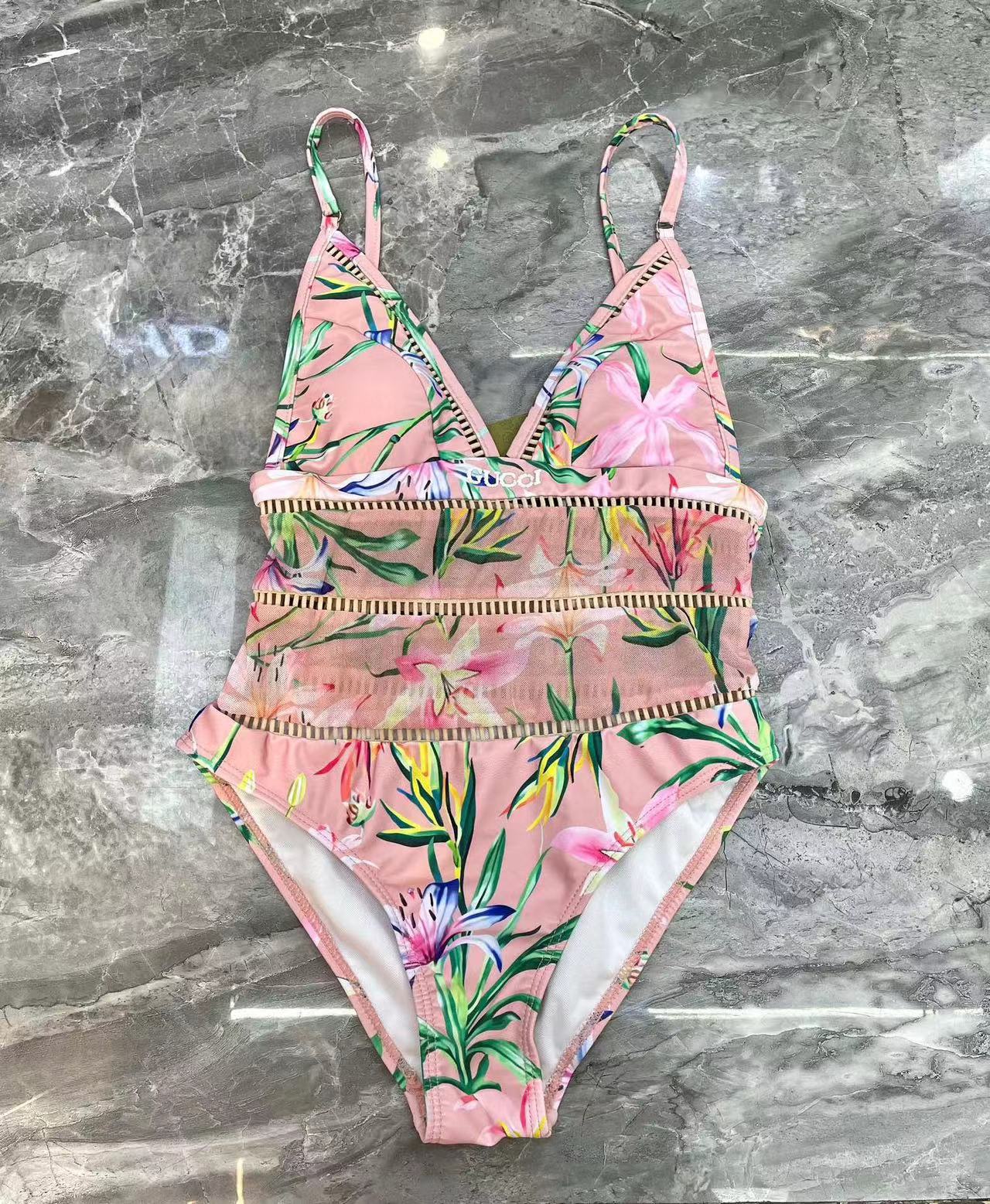 CUCC1 プリント Vネックドレス【50％割引+送料無料】