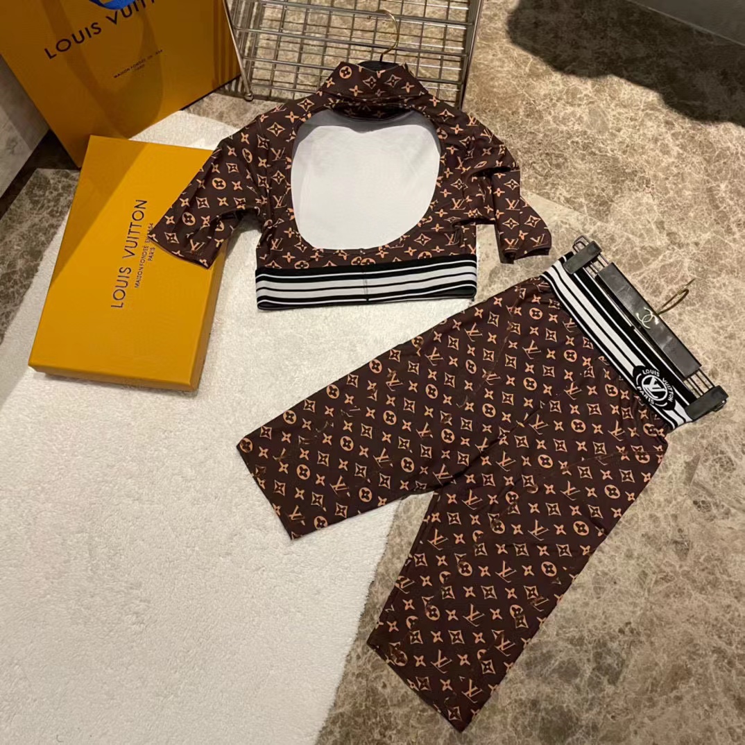 LV老眼フィットネスヨガセット【50%割引+送料無料】