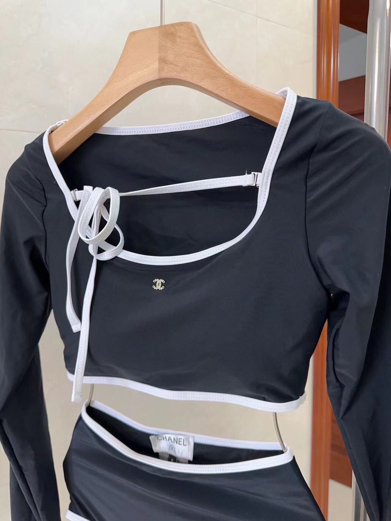 CHANE1 長袖ワンピース水着【50%割引+送料無料】