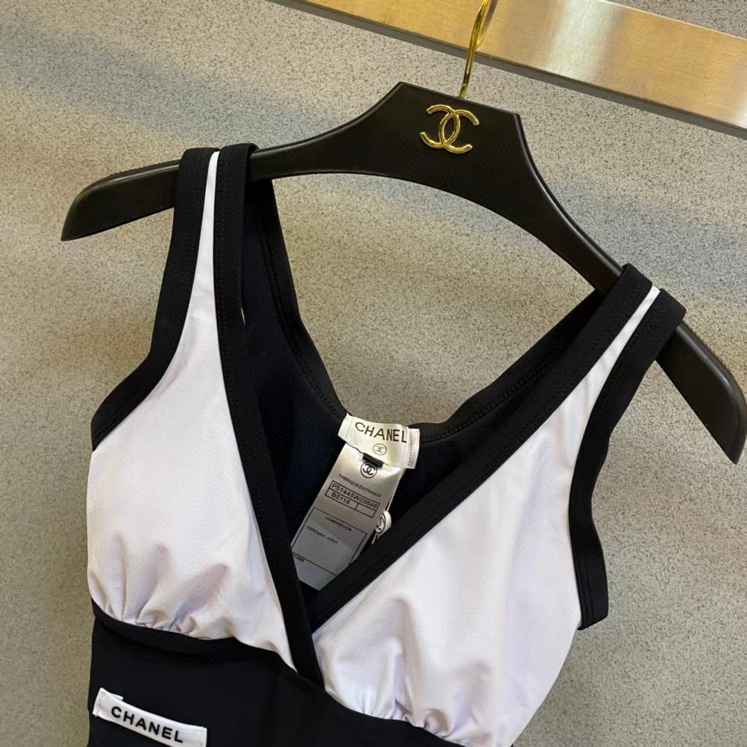 CHANE1 白黒カラーブロック Vネックワンピース水着【50%割引+送料無料】