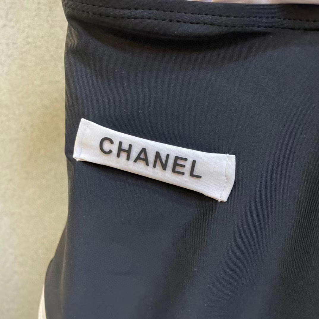 CHANE1 白黒カラーブロック Vネックワンピース水着【50%割引+送料無料】