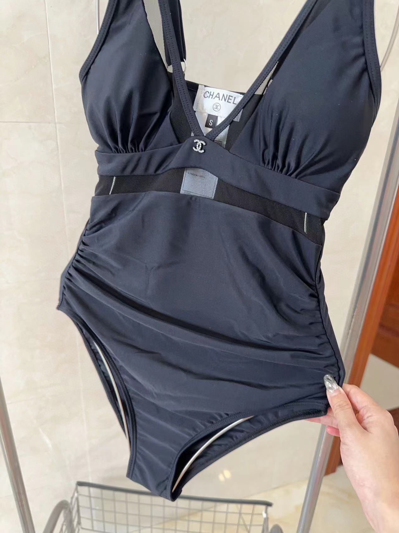 CHANE1 シースルーシンプルワンピース水着【50%割引+送料無料】