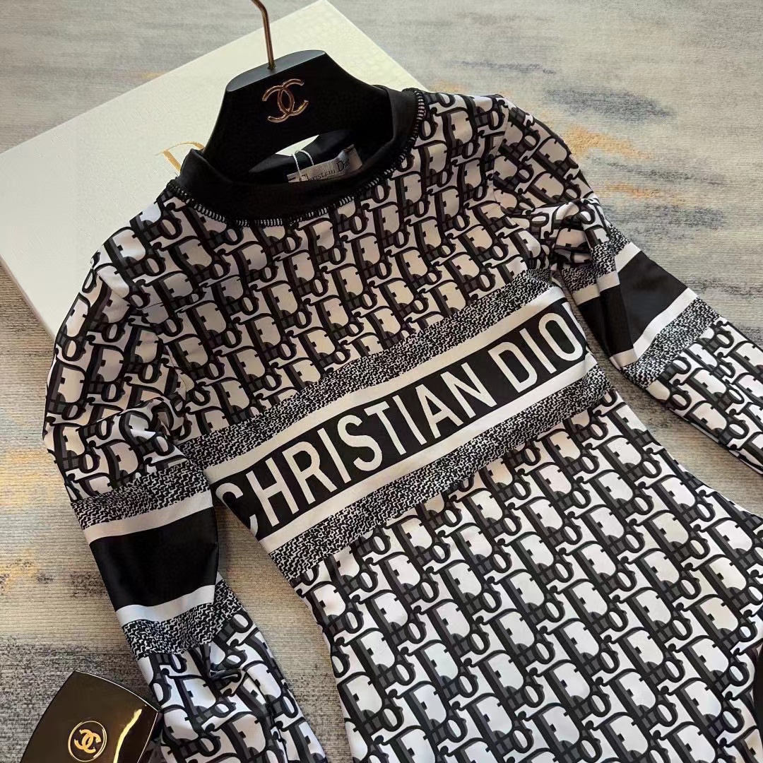 DI0R 日焼け止めワンピース水着【50％割引+送料無料】