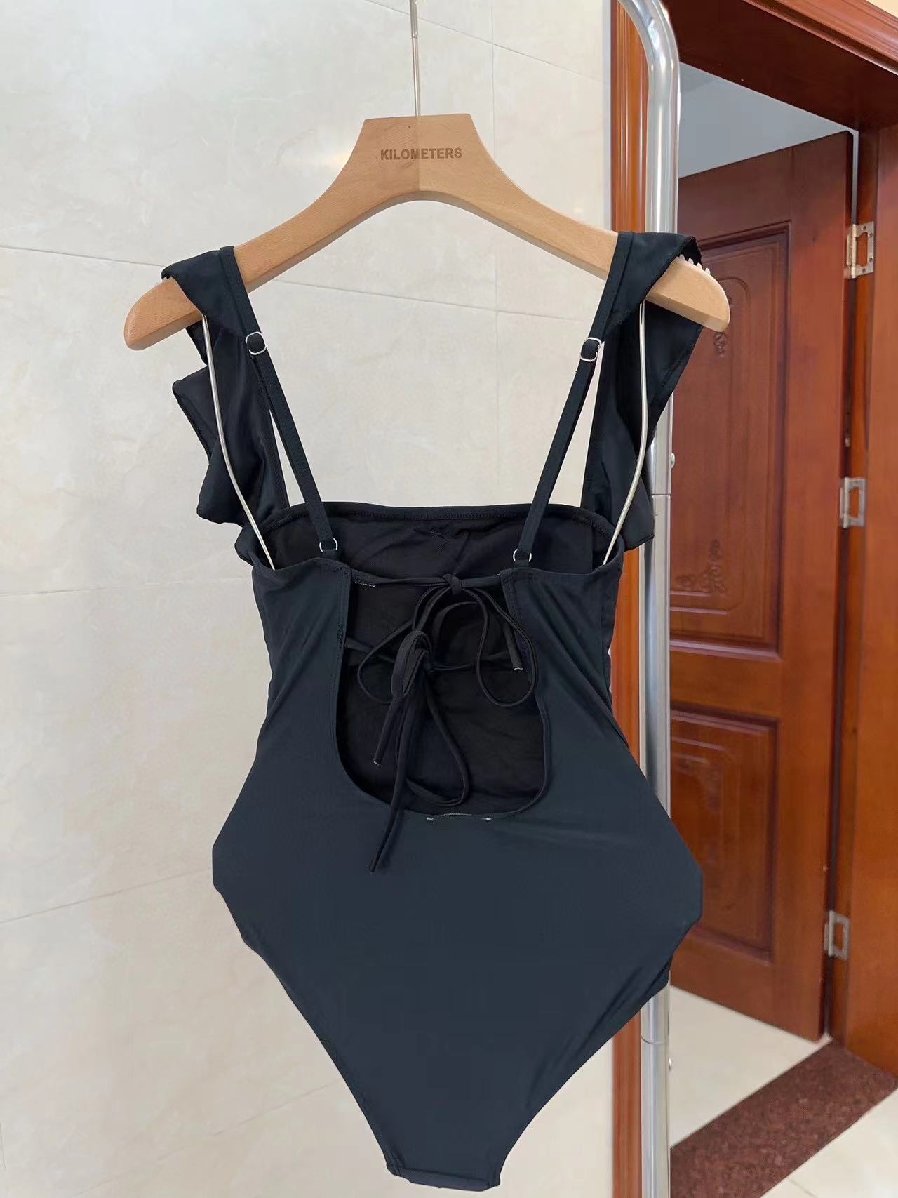 CHANE1 フリルワンピース水着【50%割引+送料無料】