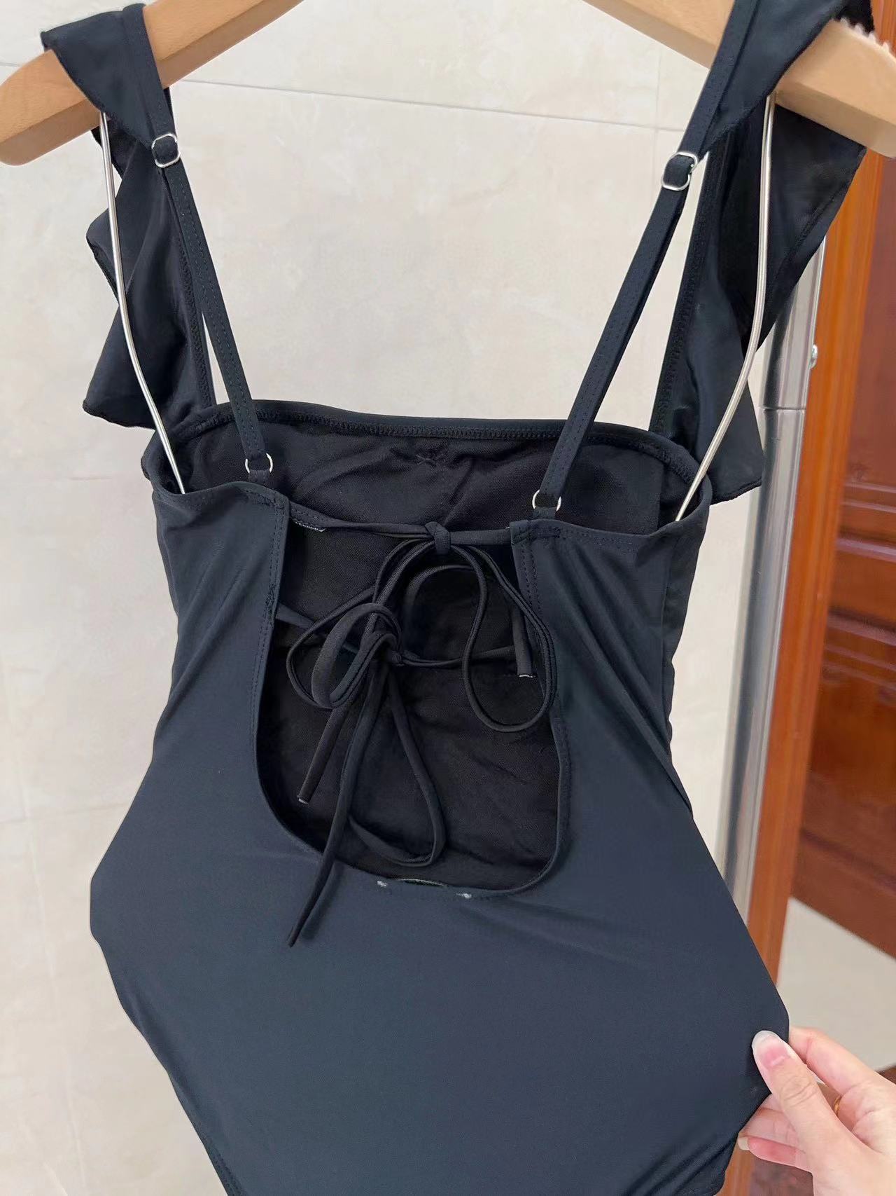 CHANE1 フリルワンピース水着【50%割引+送料無料】