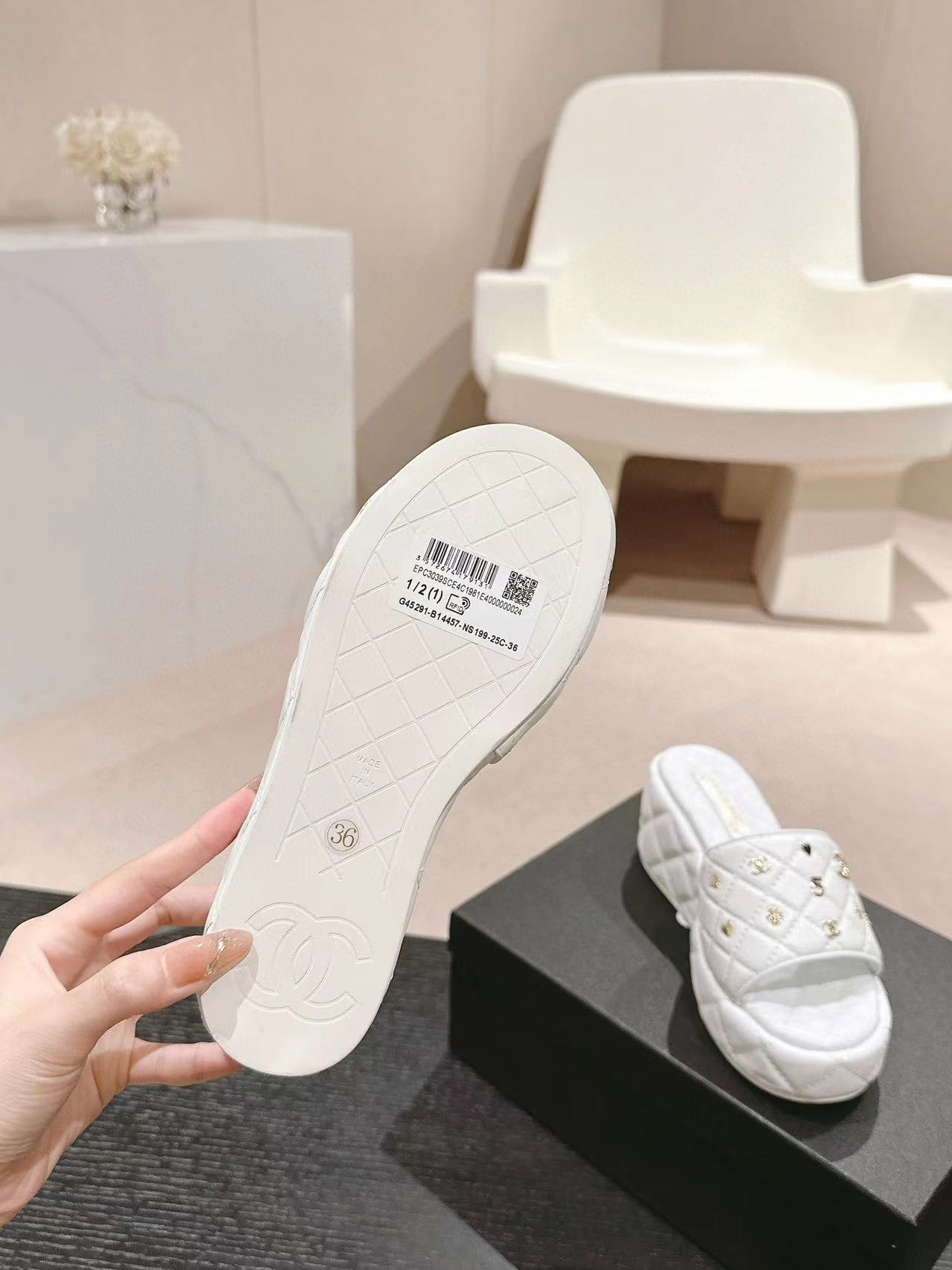 CHANE1 高品質厚底プラットフォームスリッパ【50％割引+送料無料】