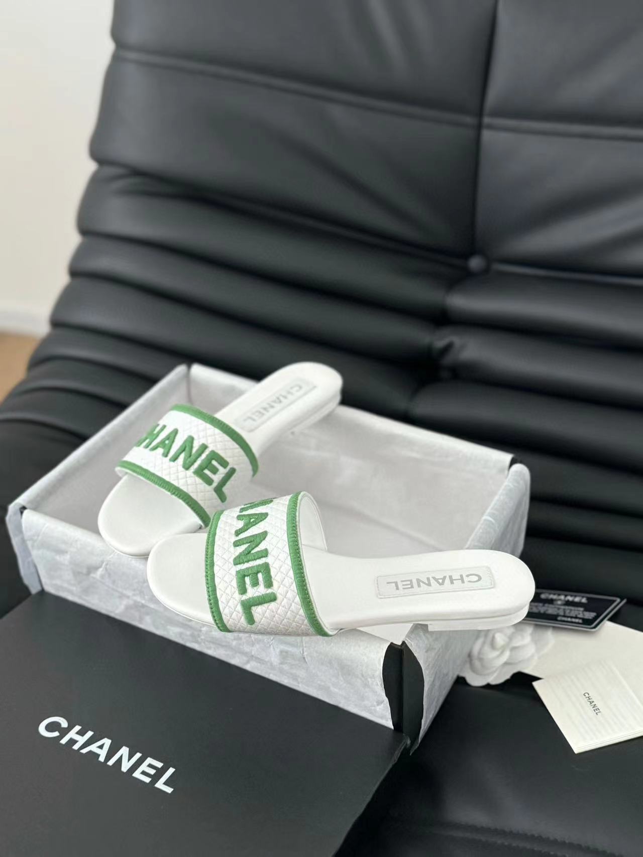 CHANE1 高品質刺繍文字スリッパ【50％割引+送料無料】