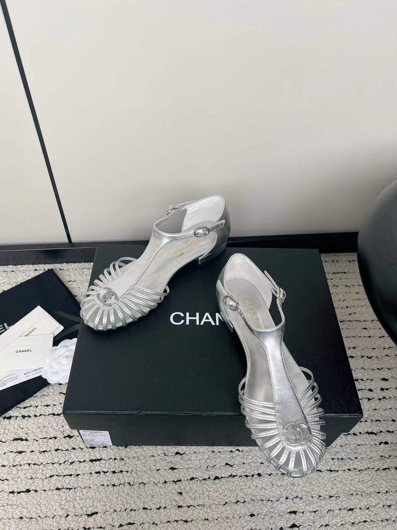CHANE1 高品質中空サンダル【50％割引+送料無料】