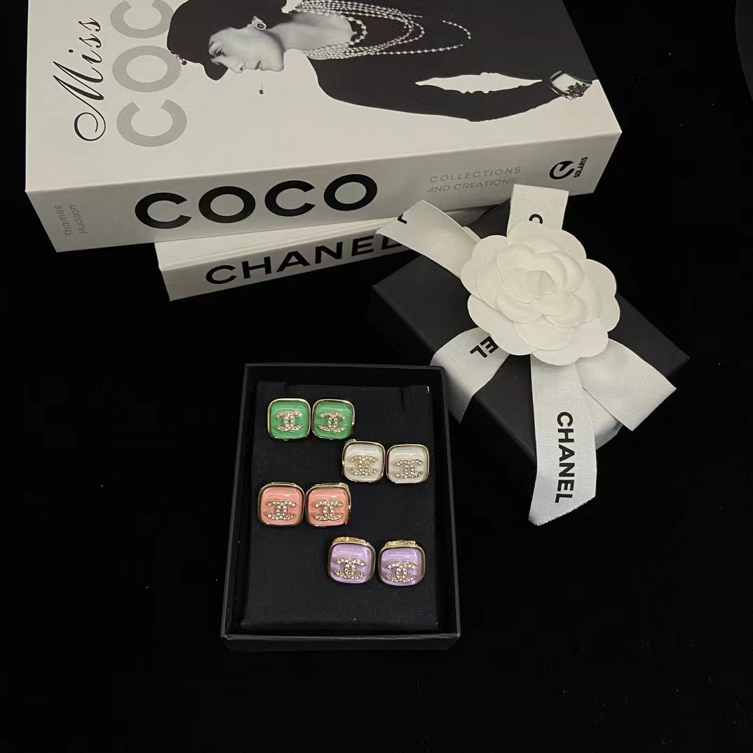CHANE1 スクエア ダブルC ピアス【50％割引+送料無料】