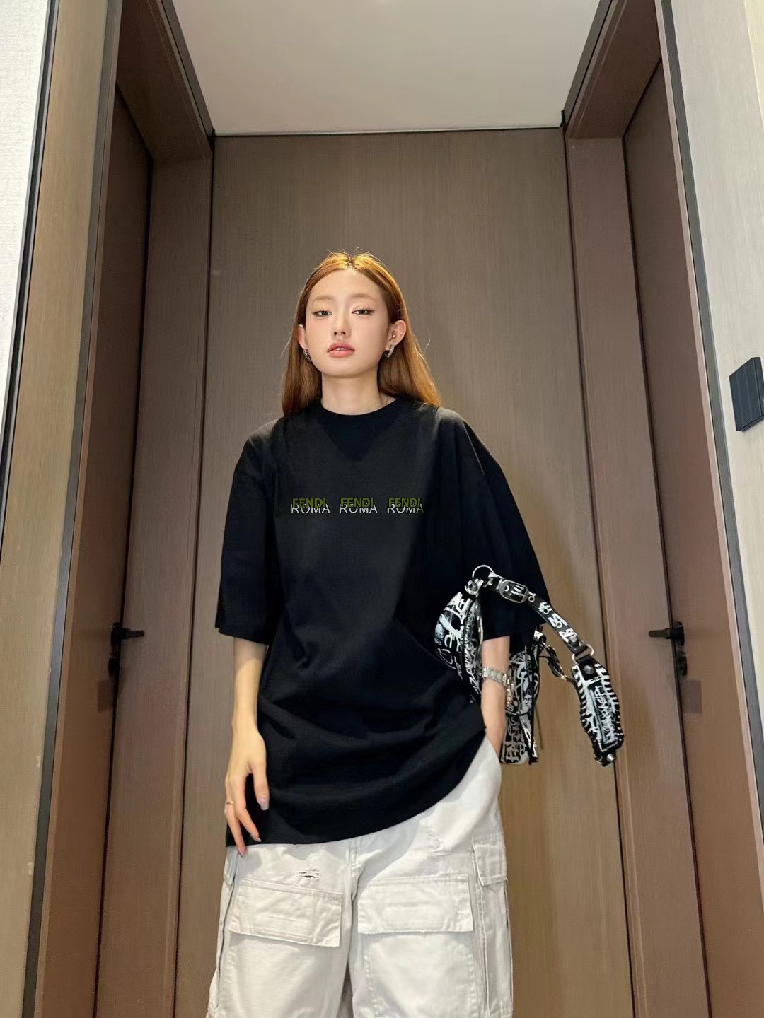 FEND1 シンプルレターTシャツ 男女兼用【 50％割引+送料無料】