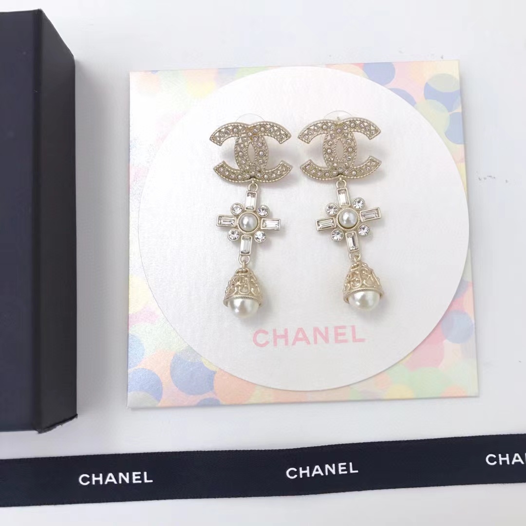 CHANE1 スクエア ダイヤモンド フラワー ダブル C スタッド ピアス【50％割引+送料無料】