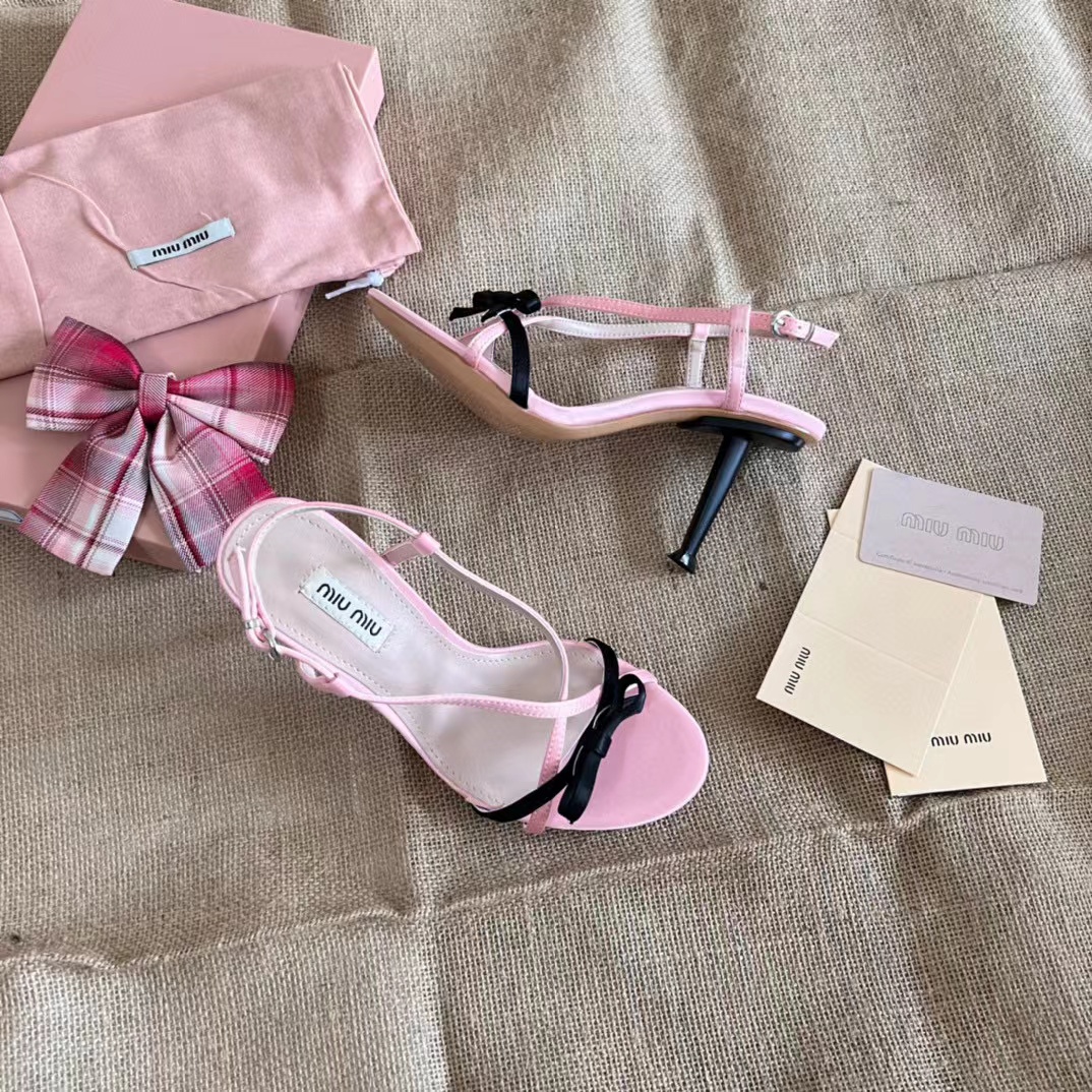 M1UM1U ボウ ハイヒール サンダル【50%割引+送料無料】