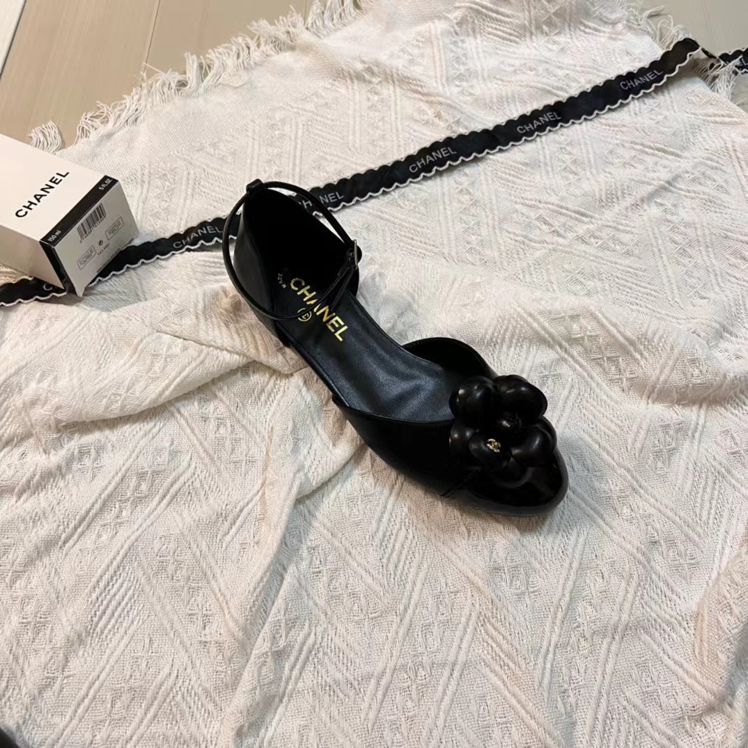 CHANE1 カメリアサンダル【50％割引+送料無料】