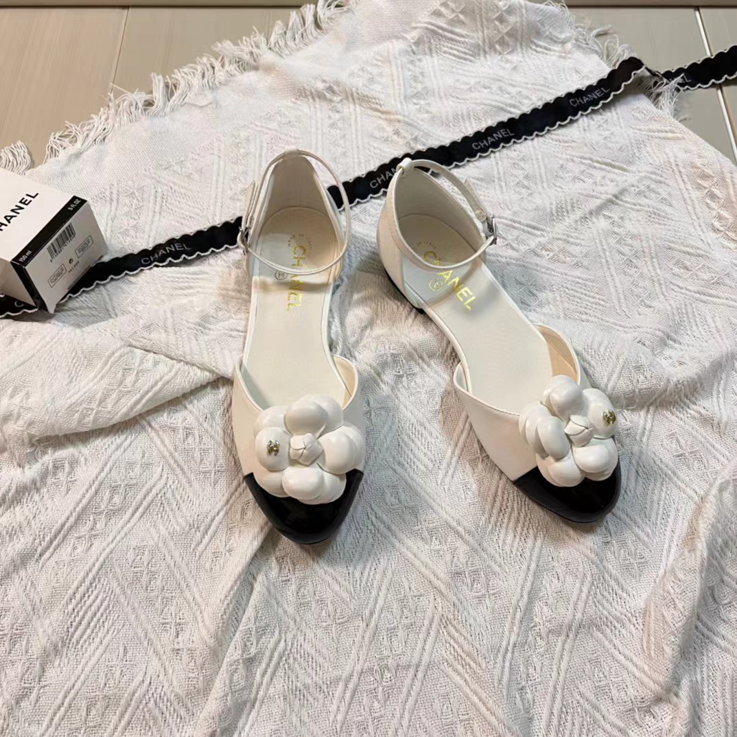 CHANE1 カメリアサンダル【50％割引+送料無料】