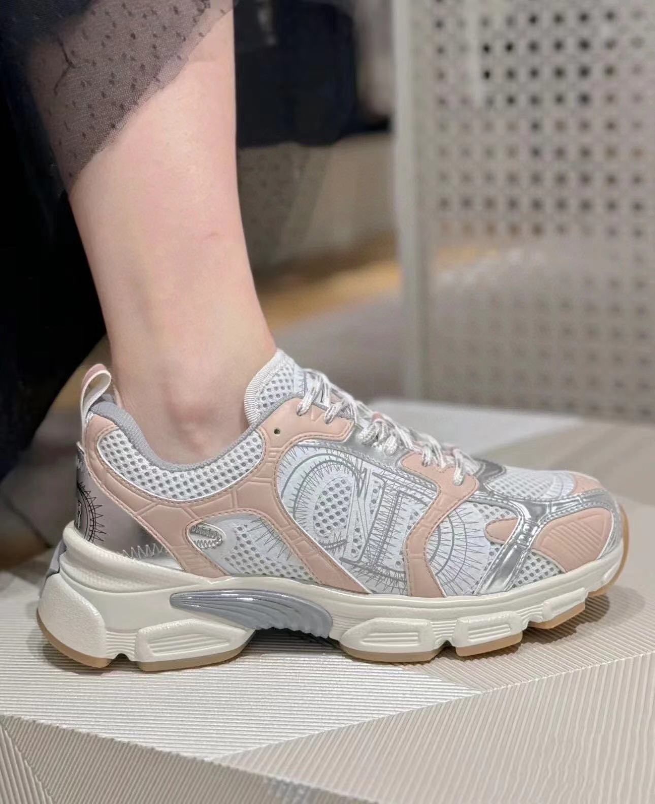 DI0R 高品質 CD カジュアルシューズ【50%割引+送料無料】