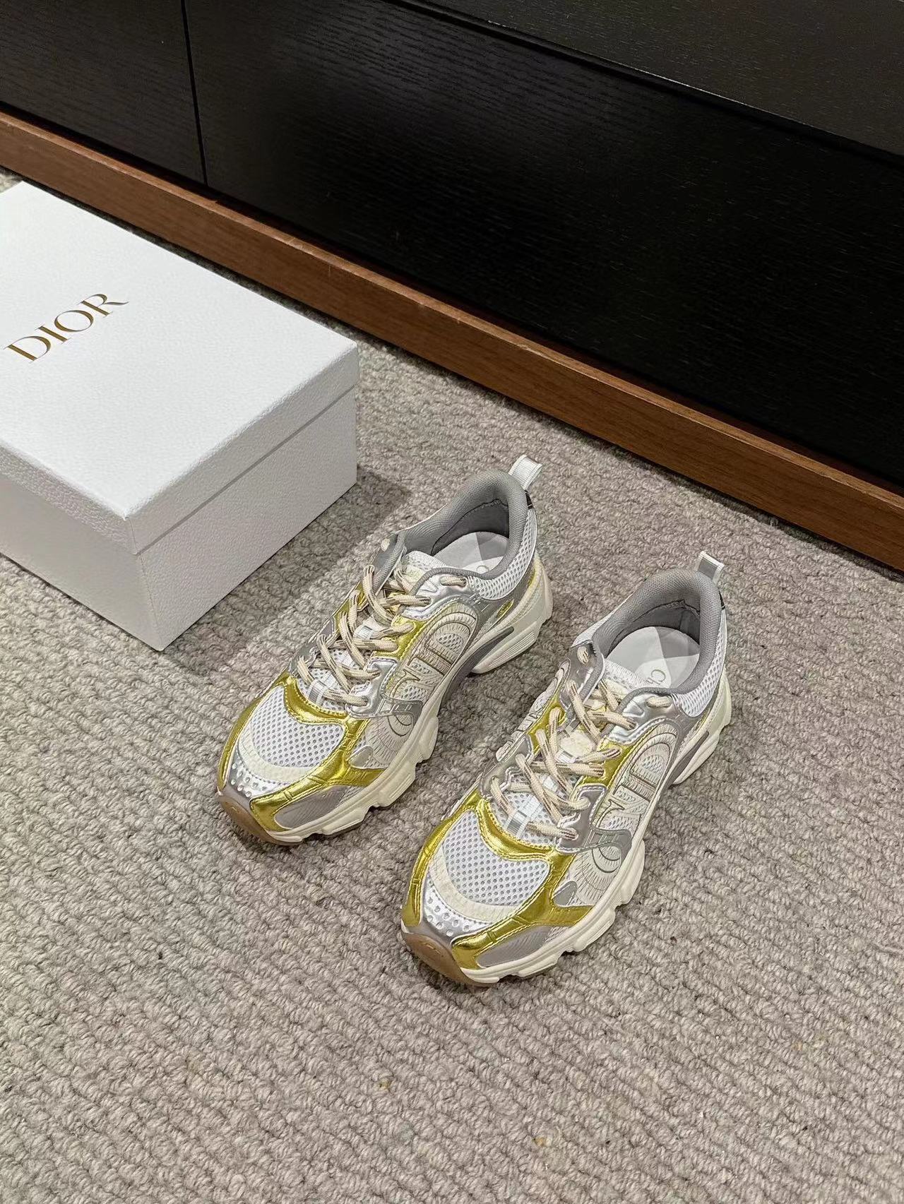 DI0R 高品質 CD カジュアルシューズ【50%割引+送料無料】