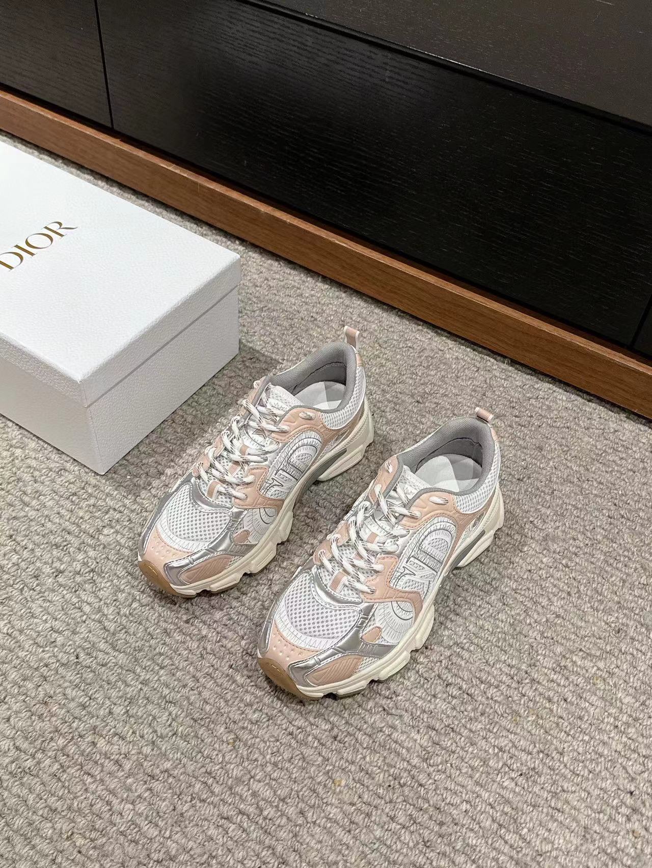 DI0R 高品質 CD カジュアルシューズ【50%割引+送料無料】