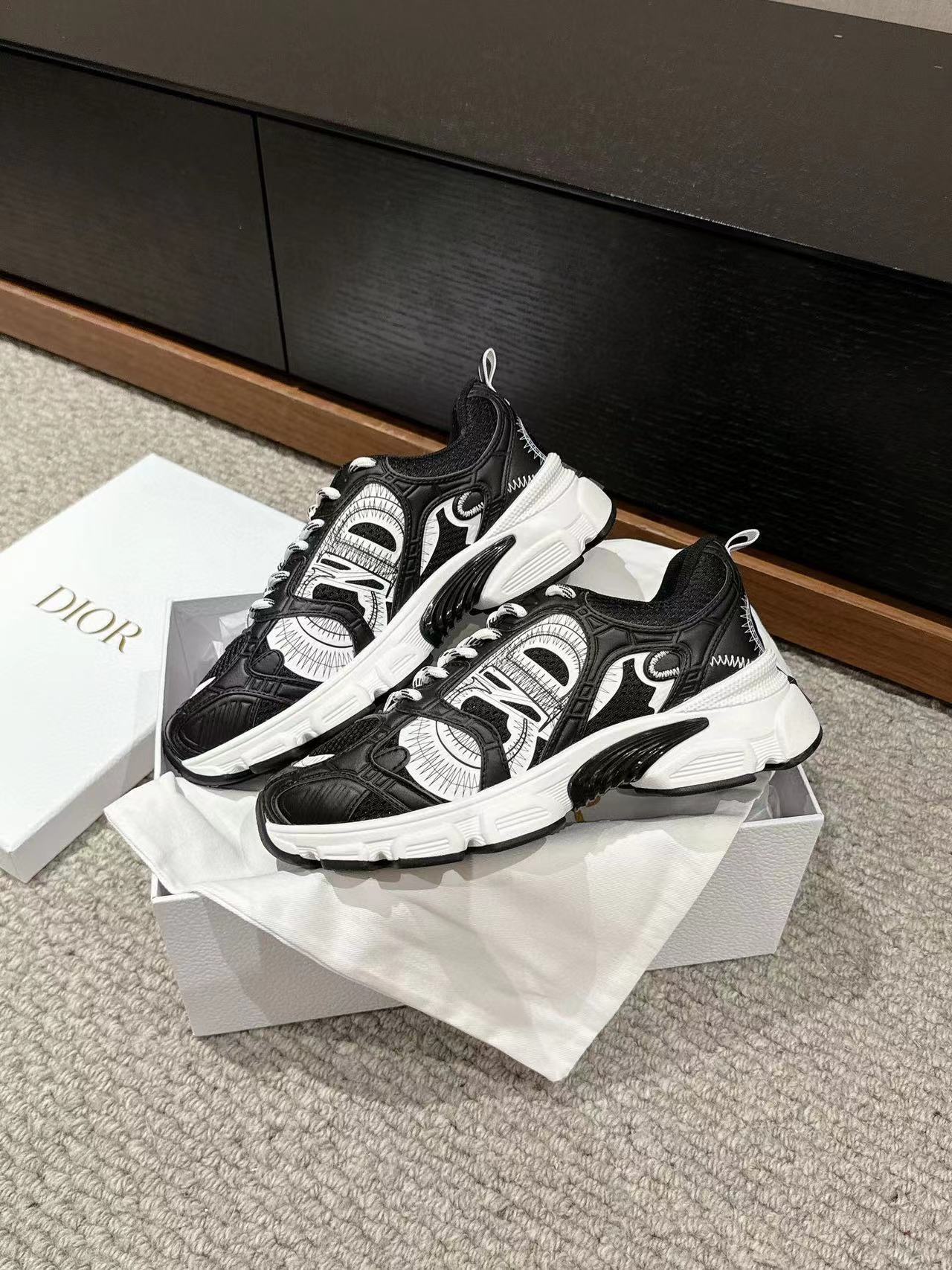 DI0R 高品質 CD カジュアルシューズ【50%割引+送料無料】