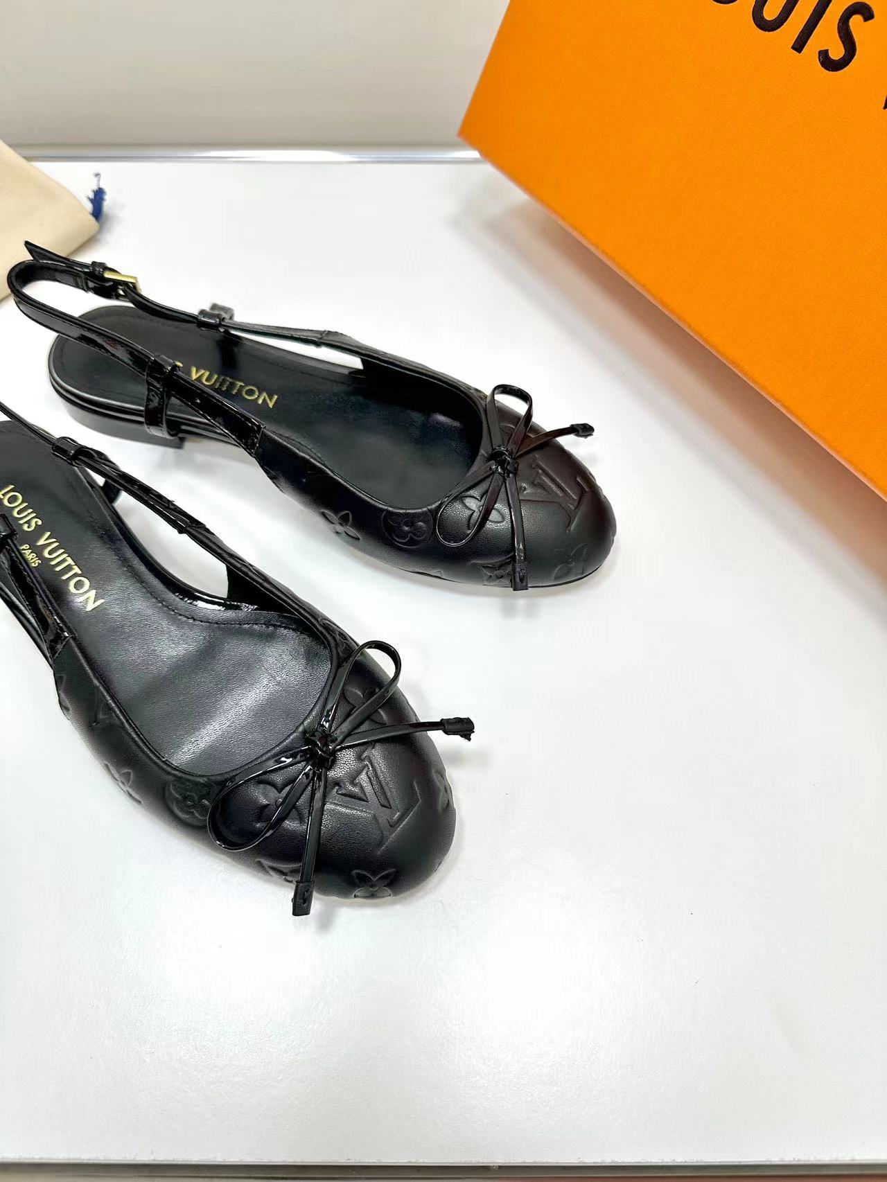 LV高品質ボウフラットシューズ【50%割引+送料無料】