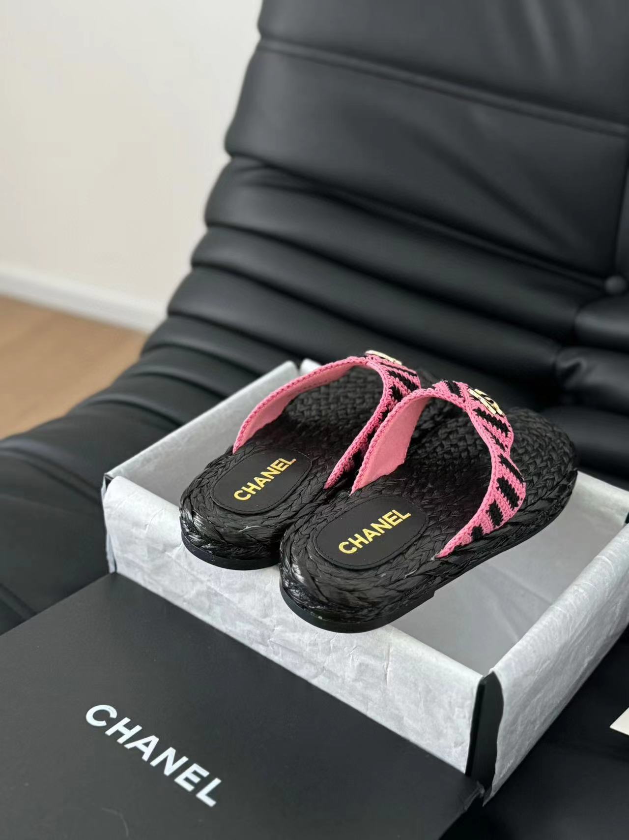 LV高品質織りスリッパ【50%割引+送料無料】