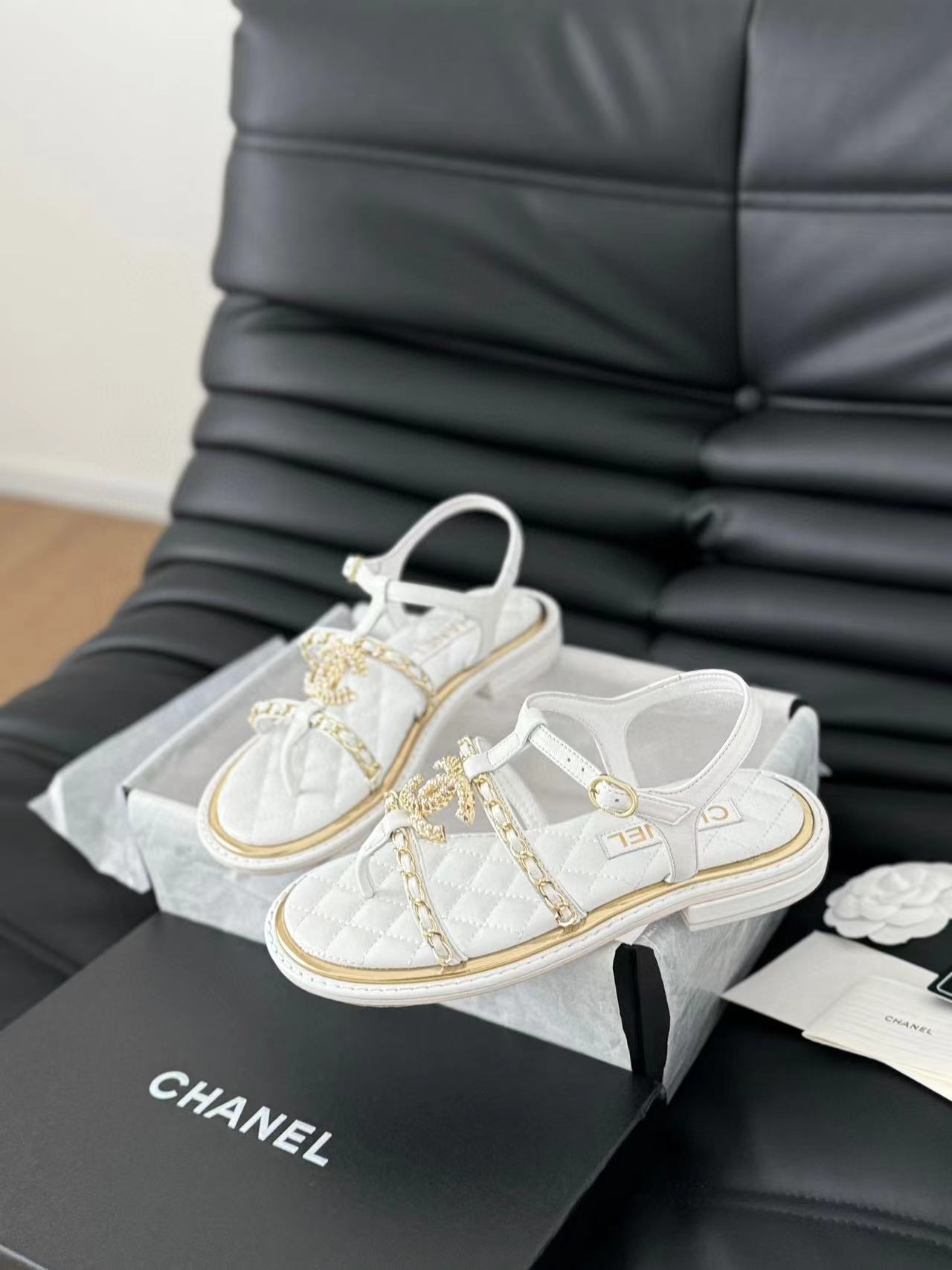 CHANE1 高品質ダブルCロゴサンダル【50%割引+送料無料】