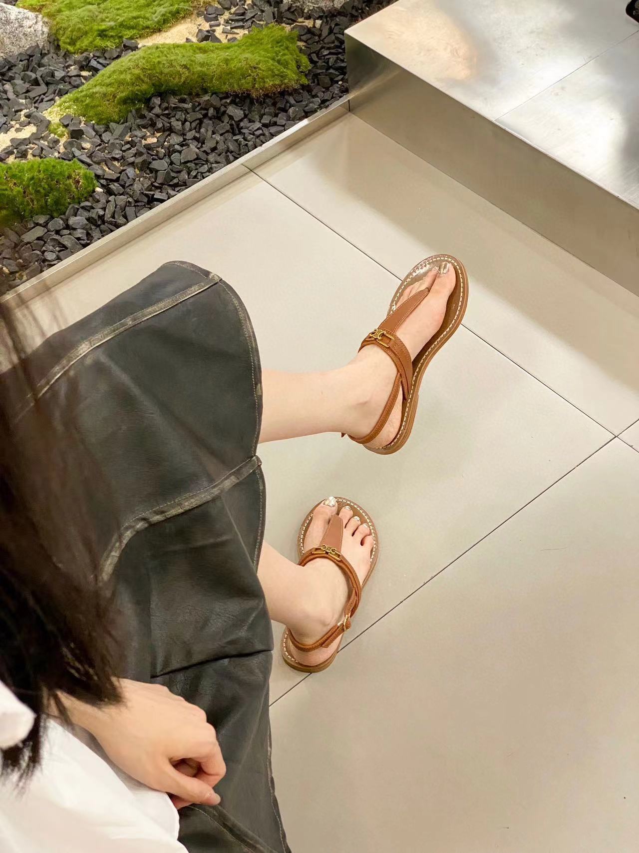 CEL1NE 高品質凱旋門サンダル【50％割引+送料無料】