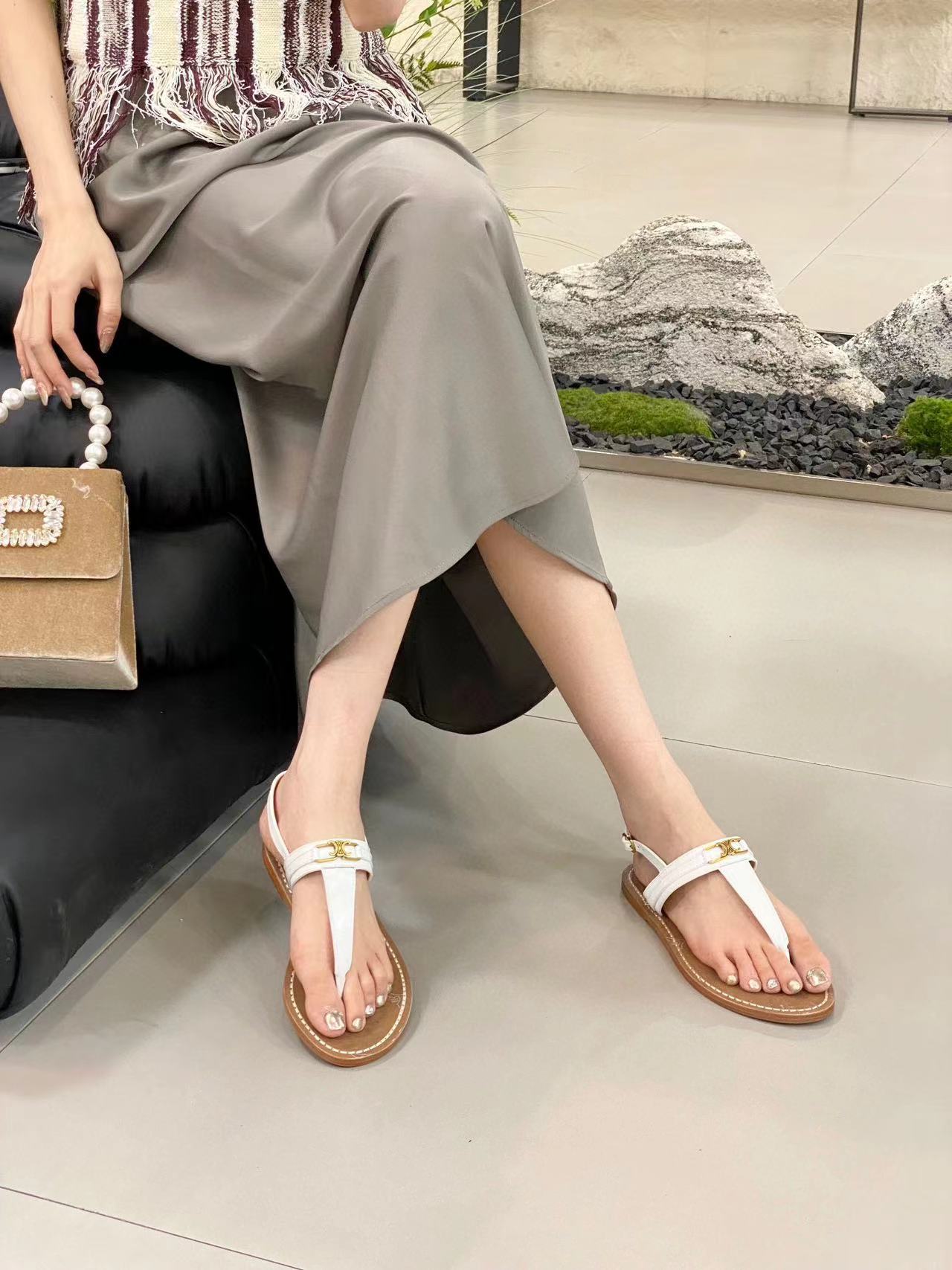 CEL1NE 高品質凱旋門サンダル【50％割引+送料無料】