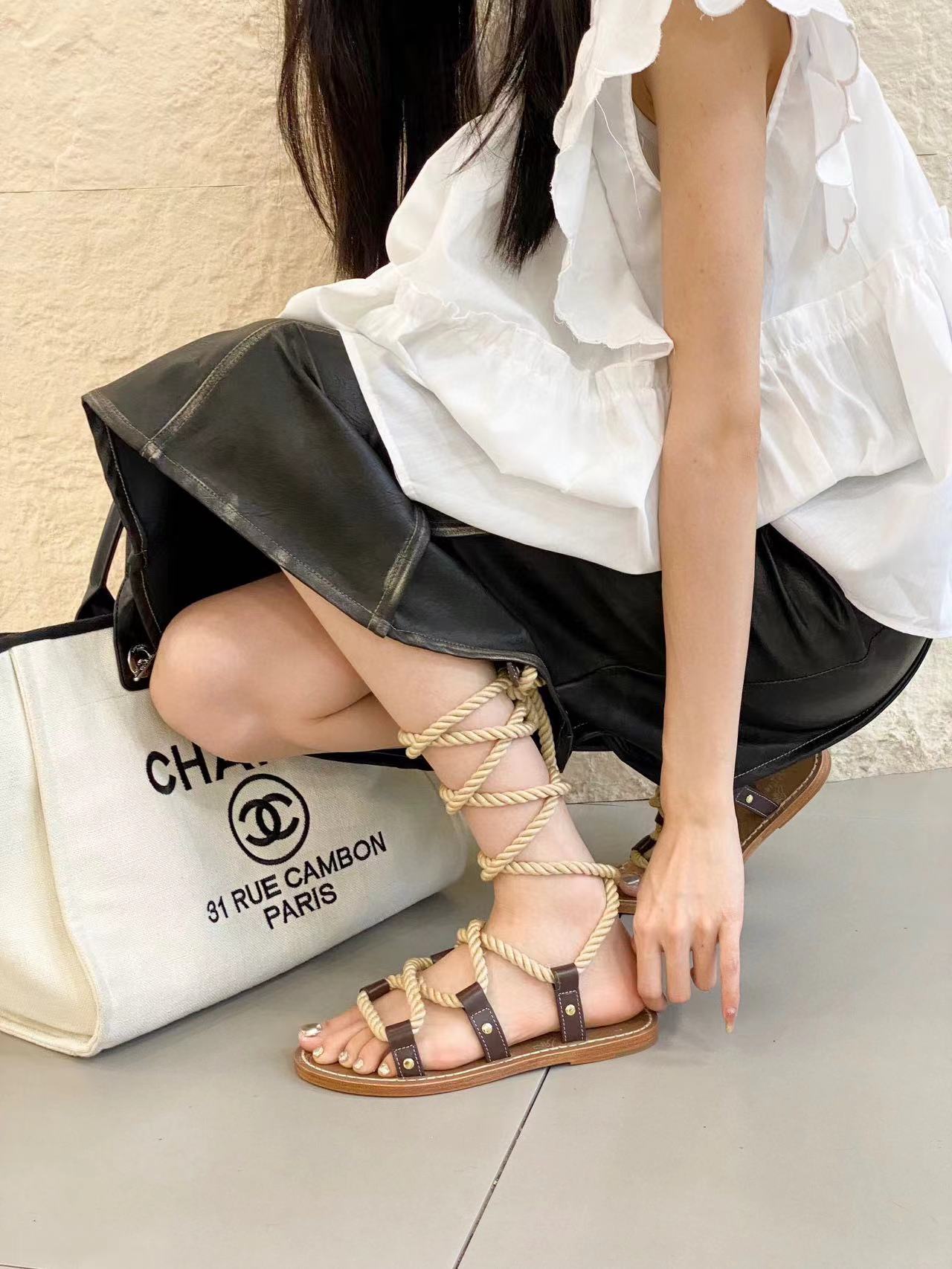 CEL1NE 高品質レトロストラップサンダル【50%割引+送料無料】