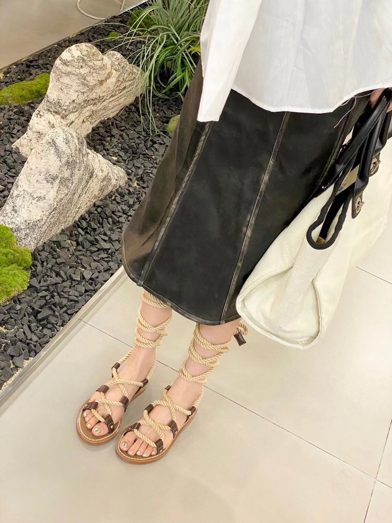 CEL1NE 高品質レトロストラップサンダル【50%割引+送料無料】