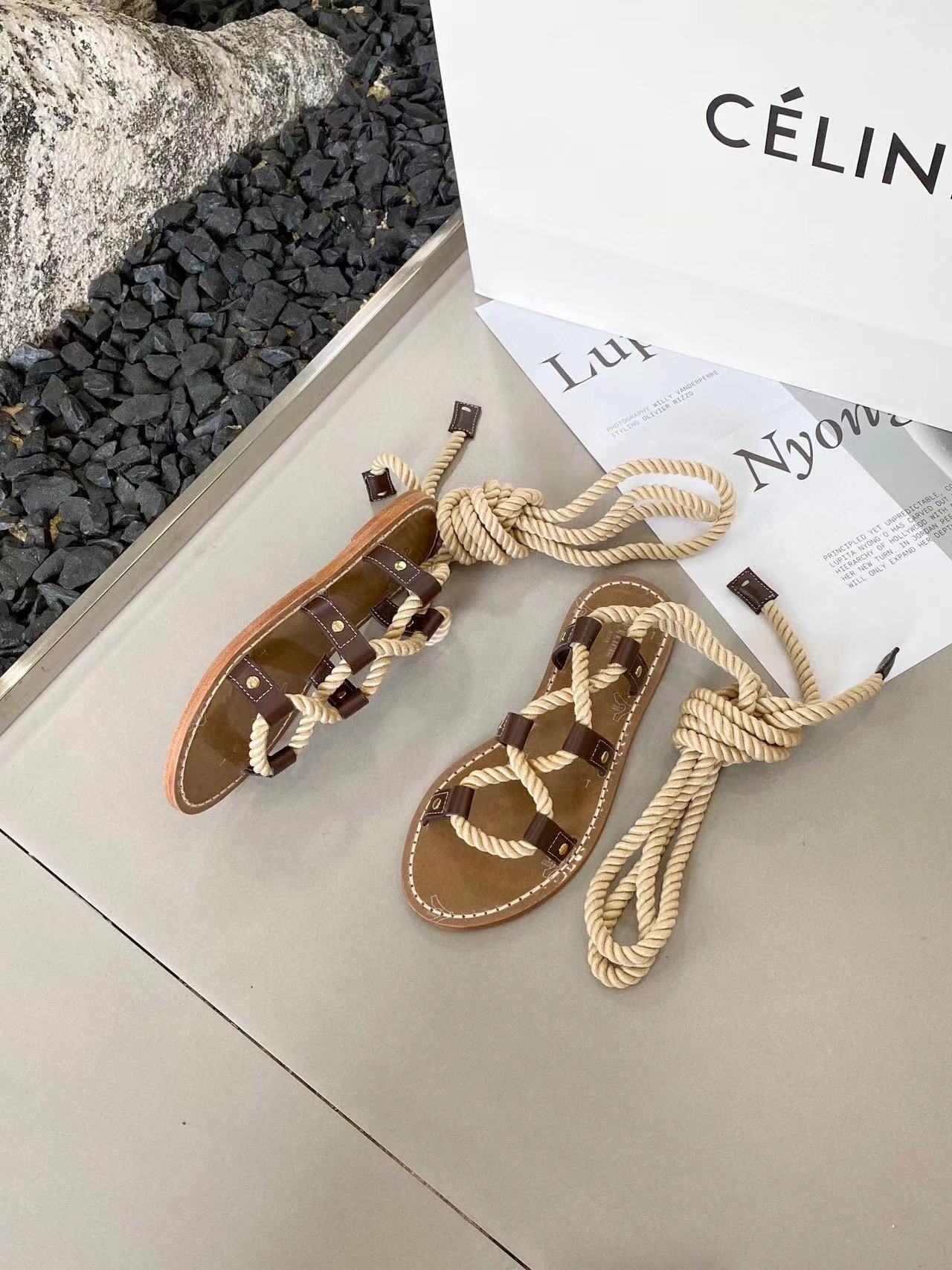 CEL1NE 高品質レトロストラップサンダル【50%割引+送料無料】