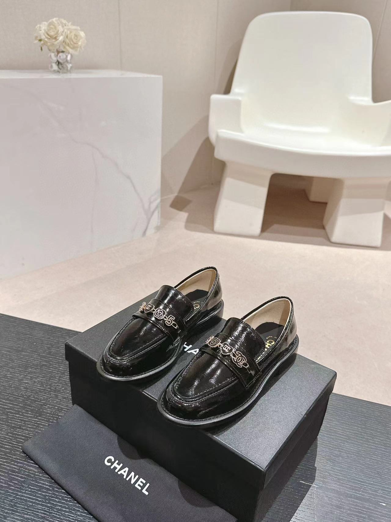 CHANE1 高品質ローファー【50%割引+送料無料】