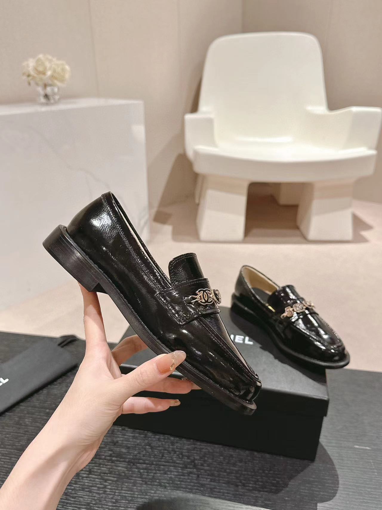 CHANE1 高品質ローファー【50%割引+送料無料】