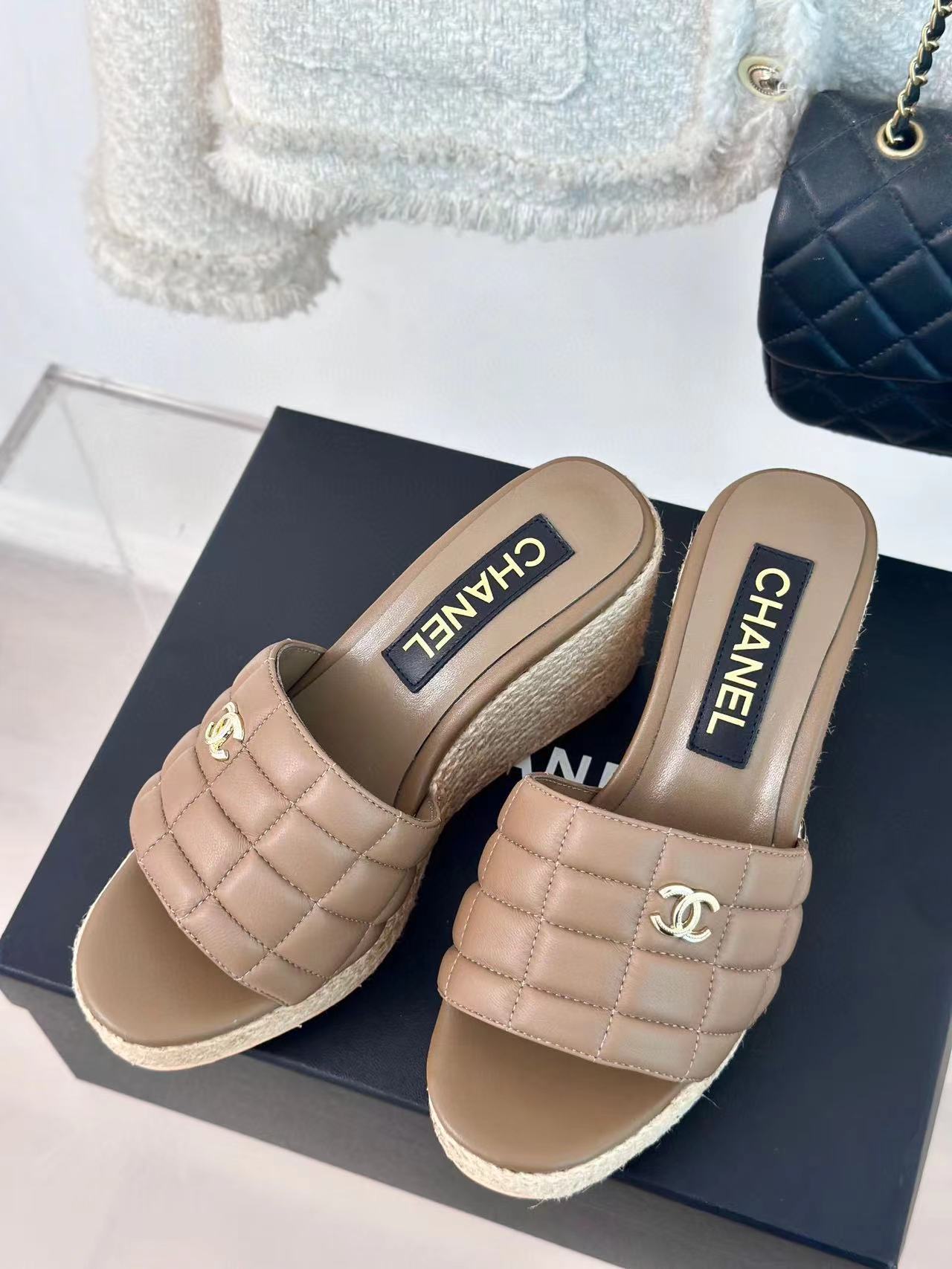 CHANE1 高品質ウェッジシューズ【50％割引+送料無料】