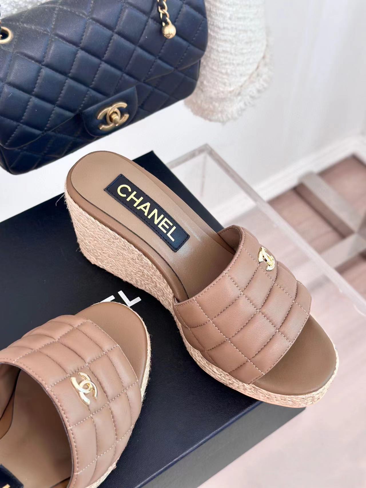 CHANE1 高品質ウェッジシューズ【50％割引+送料無料】