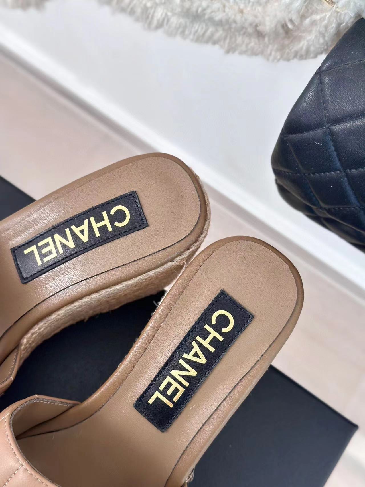 CHANE1 高品質ウェッジシューズ【50％割引+送料無料】