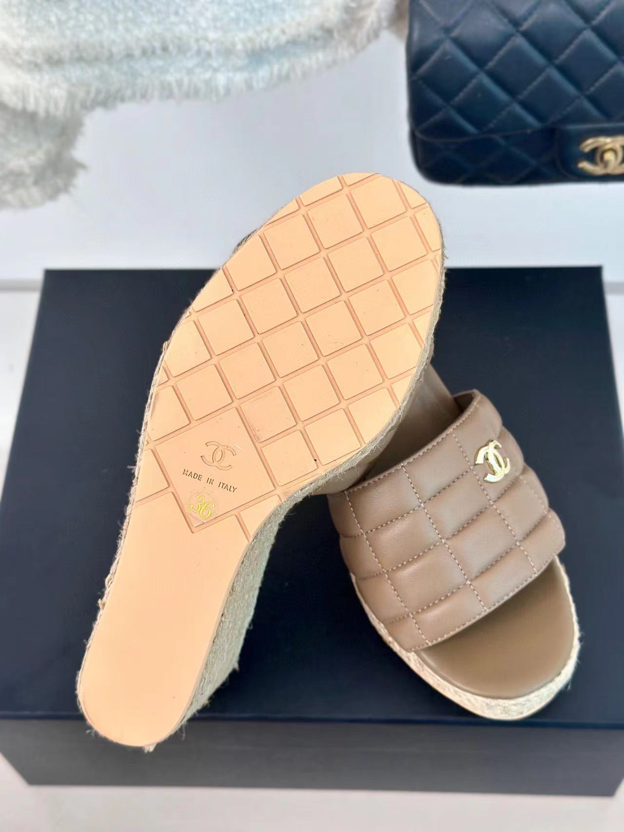 CHANE1 高品質ウェッジシューズ【50％割引+送料無料】