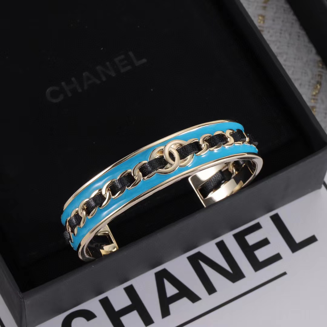 CHANE1 ダブルC レザー ブレスレット【50％割引+送料無料】