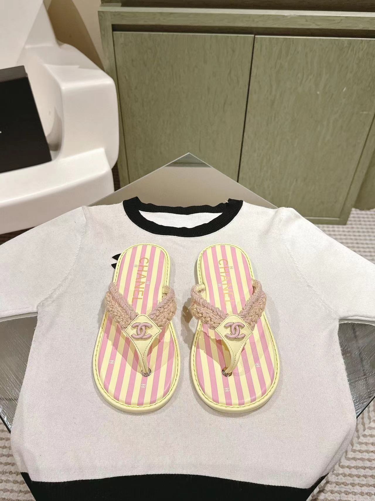 CHANE1 高品質牛革麻縄織りスリッパ【50％割引+送料無料】